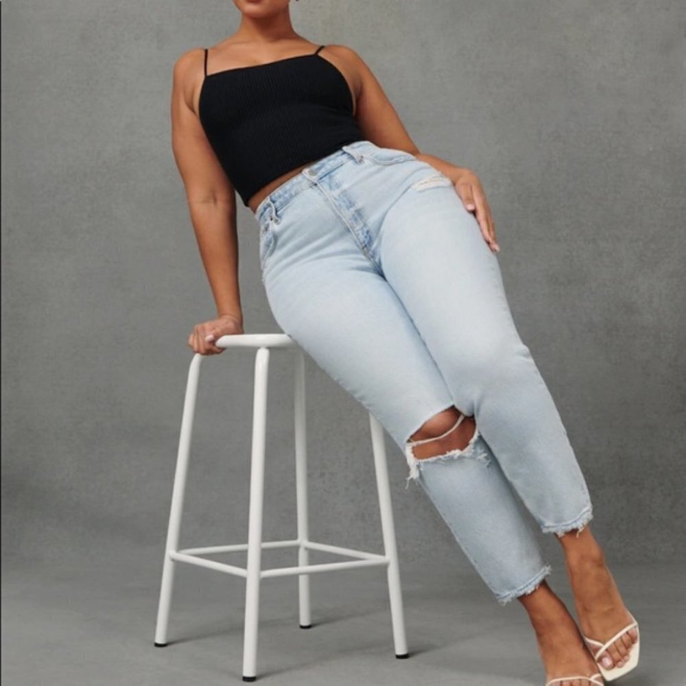 Abercrombie & Fitch Womens Light Wash Blue The Mom Hi Rise Curve Love Size 2R
